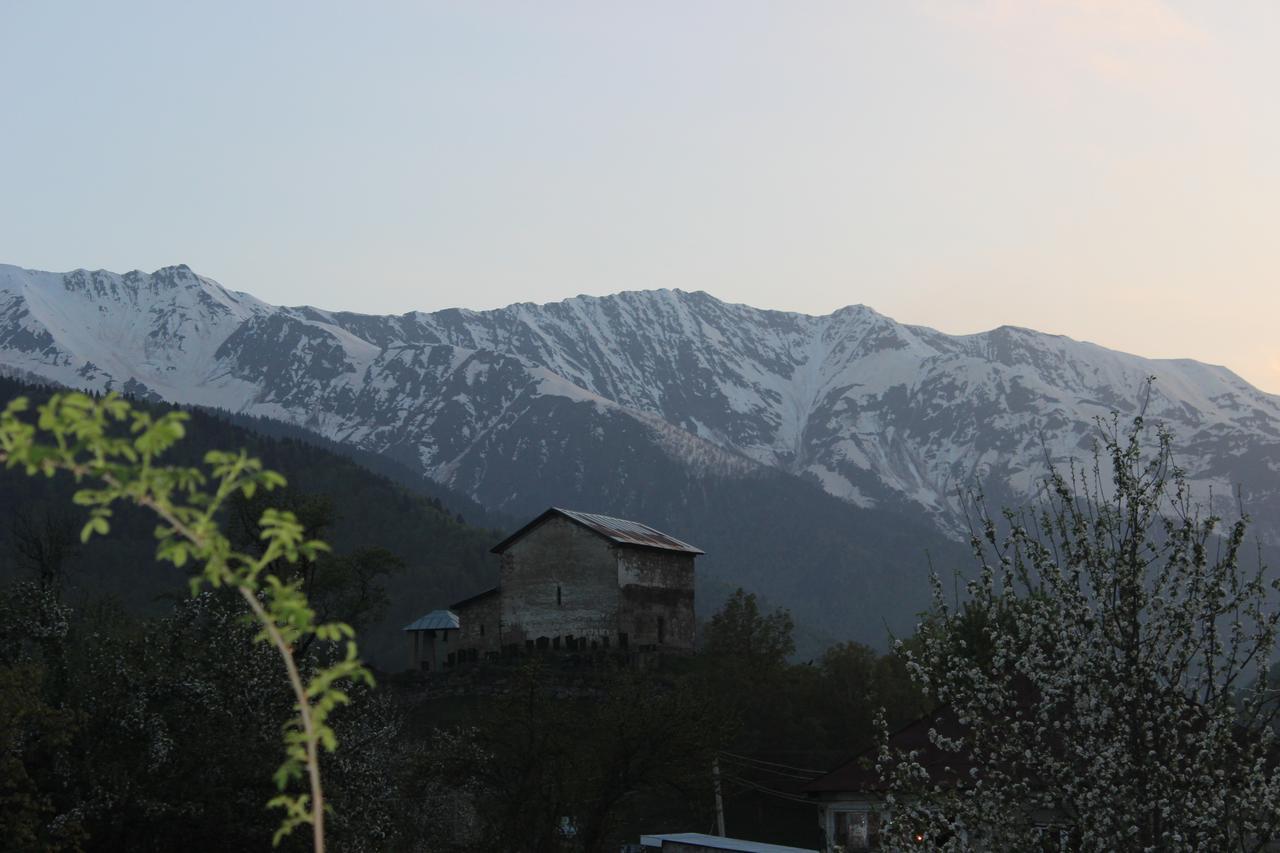 Village House Mestia Exterior photo